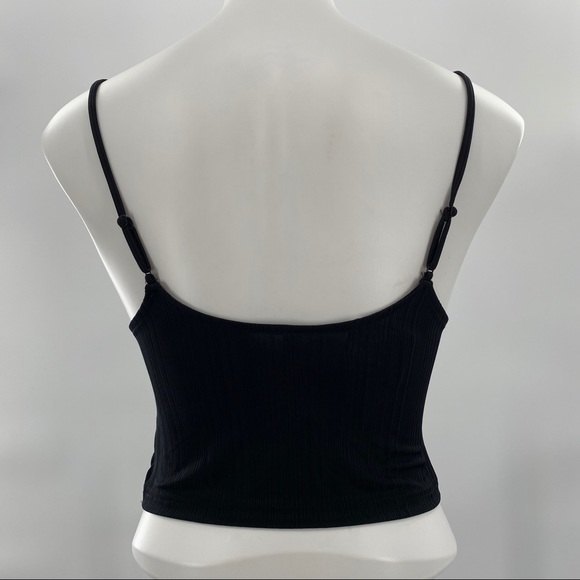 Free People NWT Call It Crop Tank Black Sleeveless Twist Front Crop Top Med New - Picture 4 of 7